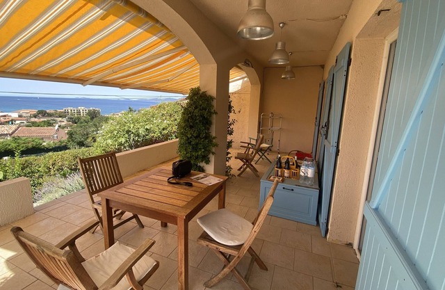 Jolie Villa vue mer