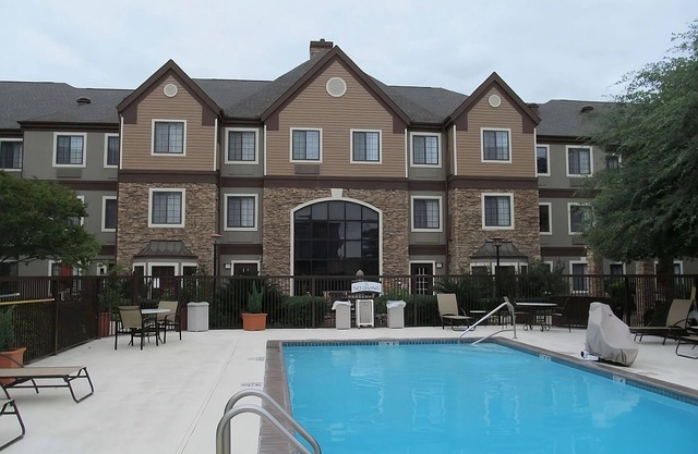 Just 8 miles from Six Flags Fiesta Texas! Comes w/ FREE Breakfast & Pool Access!