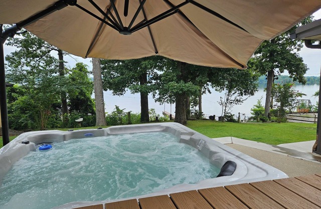 Kentucky Lake Getaway w/ Boat Launch & Dock!