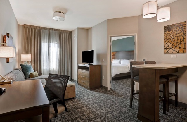Suite King. Desayuno gratis. Piscina. Barbacoa compartida. Gimnasio. ¡Ideal para viajeros de negocios!
