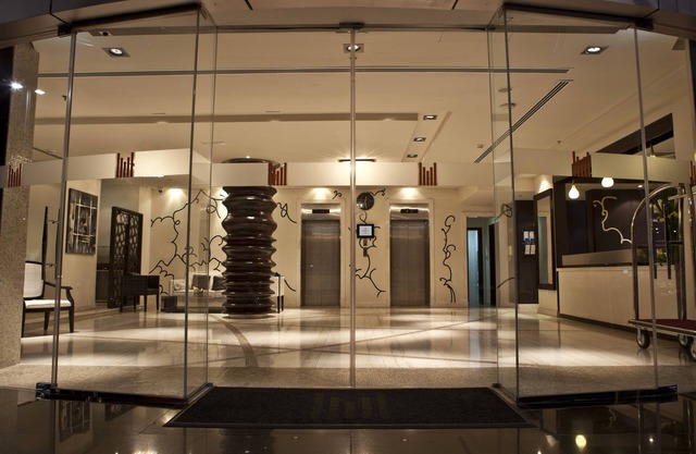 Kingsgate Hotel Abu Dhabi