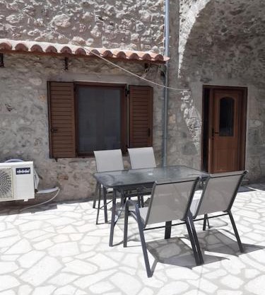 klisounis house