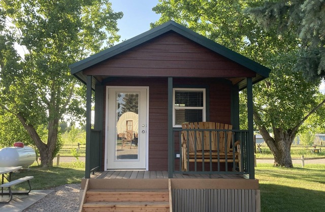 KOA Style Cabin 2 - Swan Valley RV Park. Short walk to the beautiful Snake River