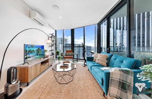 KozyGuru/Wentworth Point/2 Beds + Free Parking