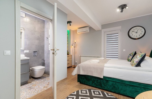 Kraków Underground Apartment by Renters