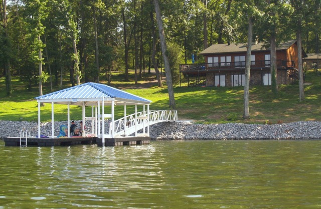 KY Lake Arts & Crafts Cedar Shake Home - Muelle privado / Alquiler de embarcaciones en el lugar *