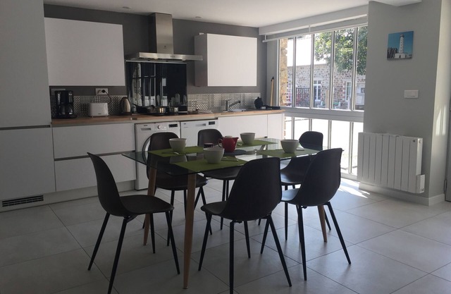 L'atelier-Gîte-Apartamento-Baño con bañera