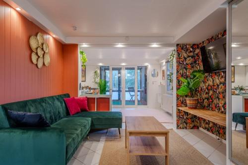 L'Oasis - Disney 10min - Paris - Vallée Village - Parking