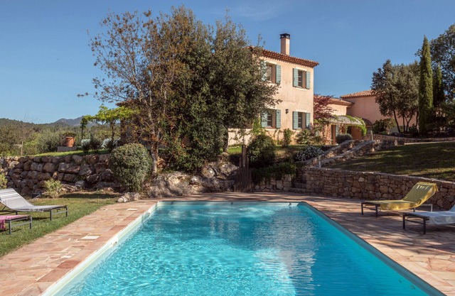 La Bastide de Correns, Charming Family Retreat