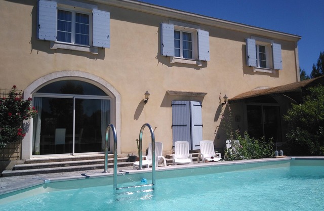 Hermosa bastida de 250 m2 en la Provenza cerca de Avignon (20mn)