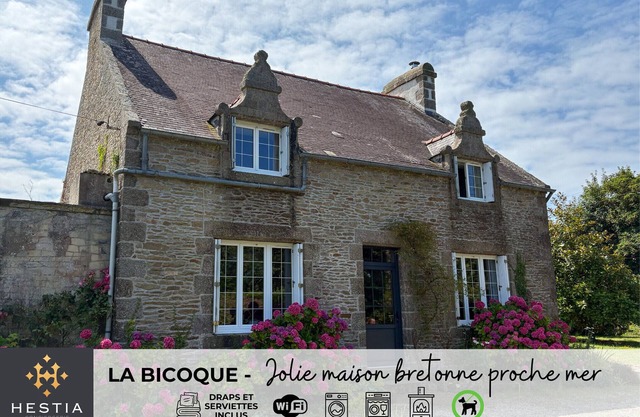 LA BICOQUE - Pretty Breton house near the beach