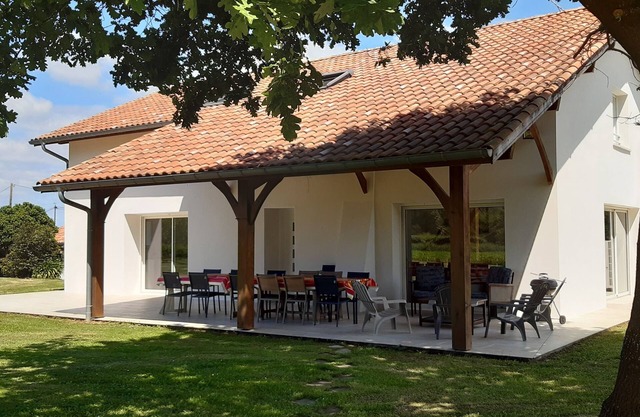Casa (clasificada 4 *) a 10 minutos del océano con piscina