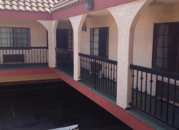 La Mirage Inn
