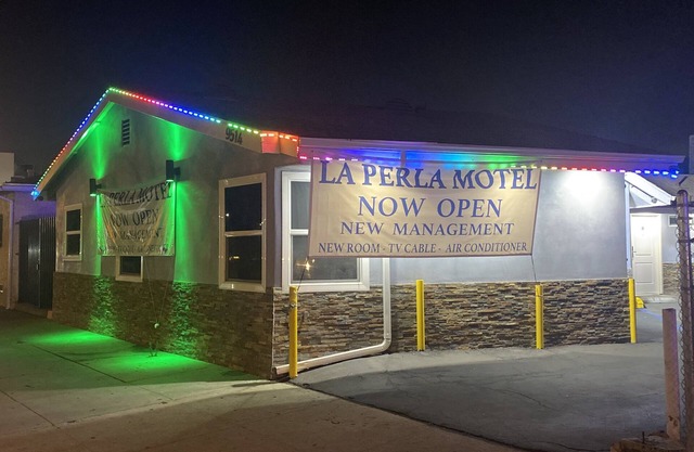 La Perla Motel