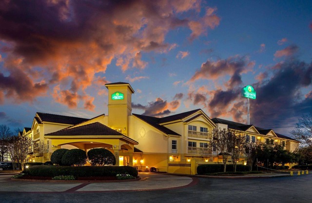 La Quinta Inn & Suites by Wyndham Macon