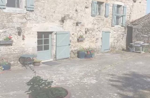 Casa de campo restaurada en zona rural idílico