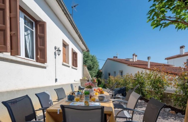 Casa de vacaciones La Vigneronne en Fourques - 7 personas, 4 dormitorios