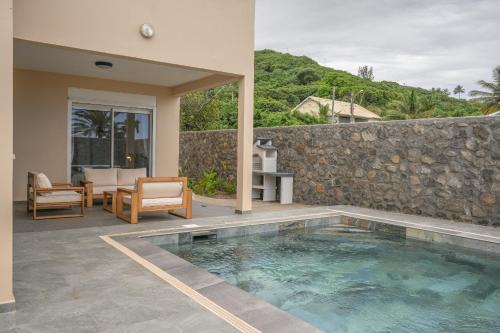 La villa Grand Bois avec sa piscine chauffée