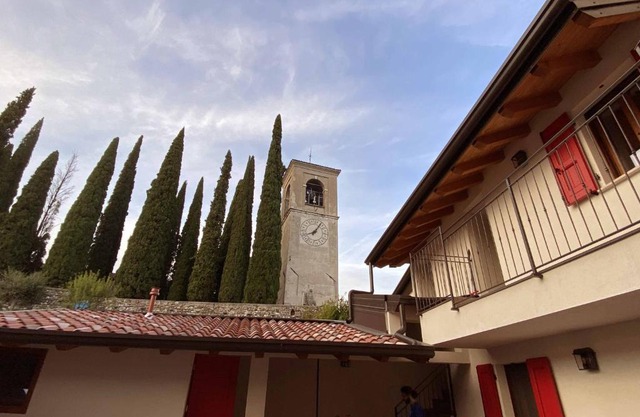 La Volpe Rossa Rooms and Apartments