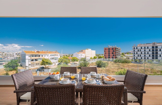 Lagos Marina View 2 With Pool by Homing