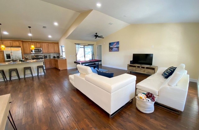 Lake Escape Family Vacation Home W/ Pool
