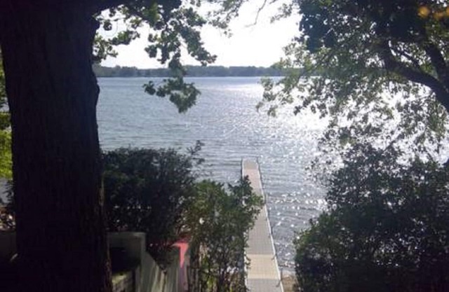 CASA FRENTE AL LAGO EN EL CAMPO DE GOLF DE LA ISLA DE IYOPAWA