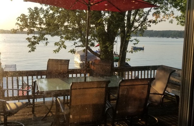 Casa del lago en el lago Klinger en Sturgis, Michigan