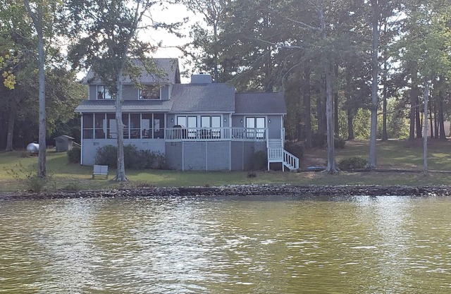 Lake Front House: Lago Murray