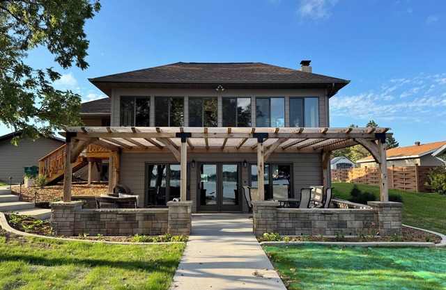 Big Lake House on Lake Kampeska - Perfect family getaway!