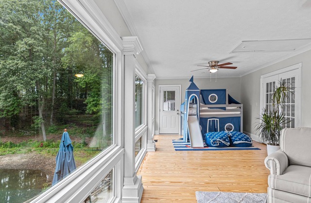 Lake Living at Its Finest! 2 BDR for 6 w/ Amazing views, Perfect for Families