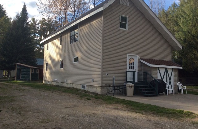 Lake View Home En Beautiful Wells, NY