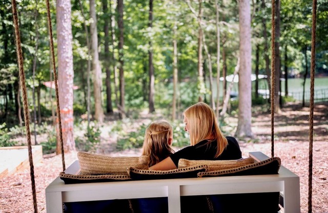 Lakefront-Lakeview -Gameday HQ- w/ Dock- Kayaks- Fire Pit- Games- Pet Friendly