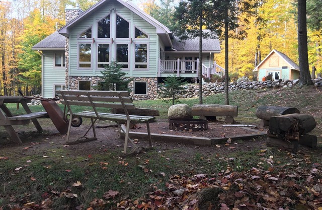 Lakefront Home Ideal para vacaciones familiares