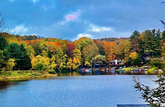 Lakefront Oasis: Private Dock, Kayaks, Canoe, Pedal & Paddle Boat @the Hideout