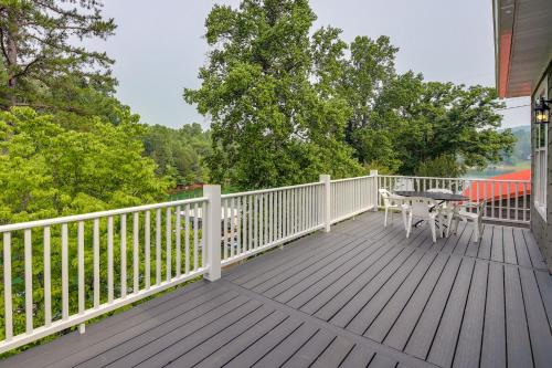 Lakefront Sharps Chapel Retreat with Boat Dock!