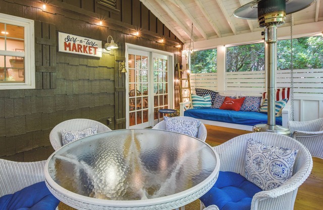 Lakemont Vacation Rental w/ Screened-In Porch!