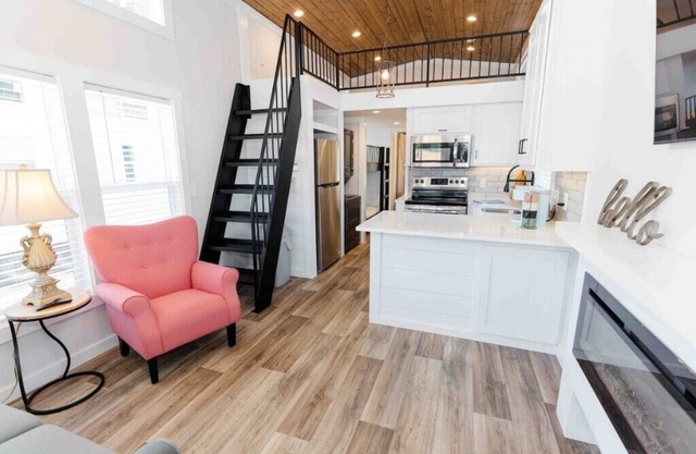 Lakeside Chic: Stylish Family Tiny Home Retreat #3