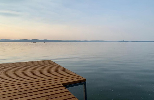 Lakeside Home Apartman