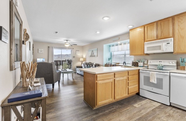 Lakeside Laziness 2 Bedroom Condo by RedAwning