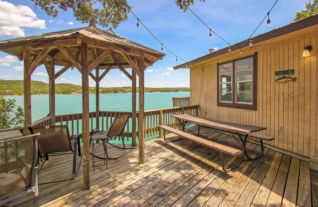 Lakeside Living @ It's Finest! 180 degree Medina Lake Views!!