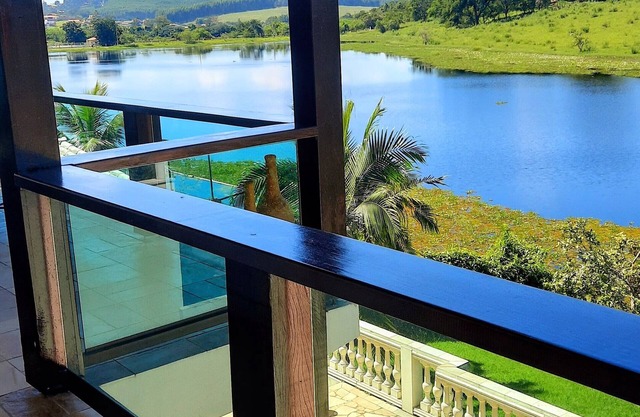 Hermosa casa con vistas al lago. Siguiente de Thermas Water Park