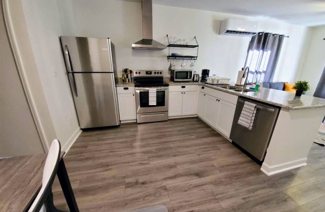 Lakewood Lyon Park Renovated Cottage Near Duke 28A