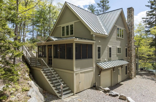Landfall at Ovens Mouth by Rocky Coast Rentals