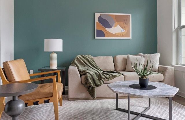 Landing at Cadence Sugar Hill - 1 Bedroom in Su...