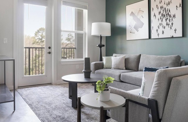Landing at Cadence Sugar Hill - 1 Bedroom in Su...