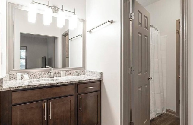 Landing at Hawthorne North Druid Hills - 2 Bedrooms in Lavista Park