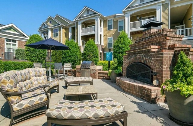 Landing at Hawthorne at the Greene - 1 Bedroom in Bradfield Farms