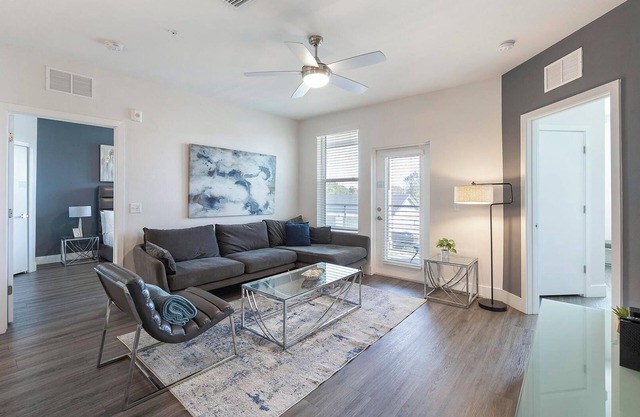 Landing at The Pointe on Westshore - 2 Bedrooms...