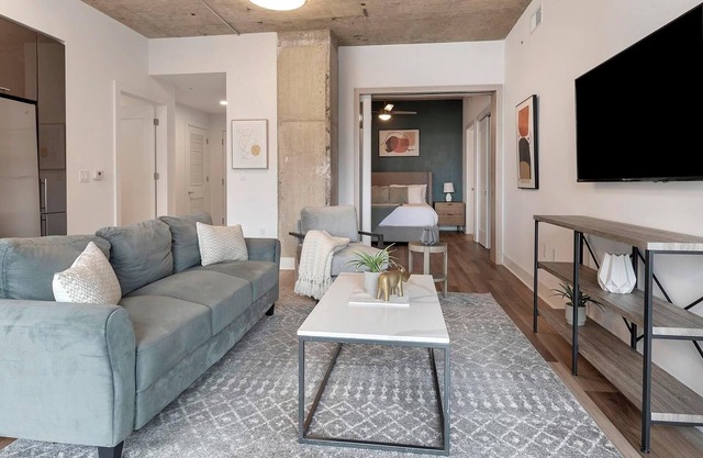Landing at Three Collective - 2 Bedrooms in Fal...