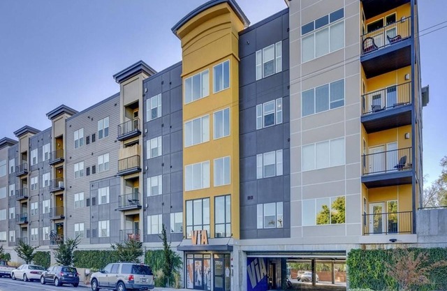 Landing at VIA Apartments - 2 Bedrooms in Downt...